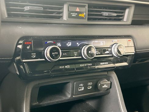 Used 2023 Honda Pilot EX-L image 15