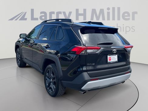 Used 2024 Toyota RAV4 Adventure AWD/4WD image 3