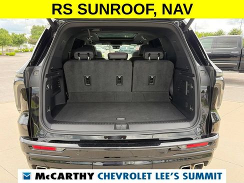Used 2024 Chevrolet Traverse RS FWD image 60