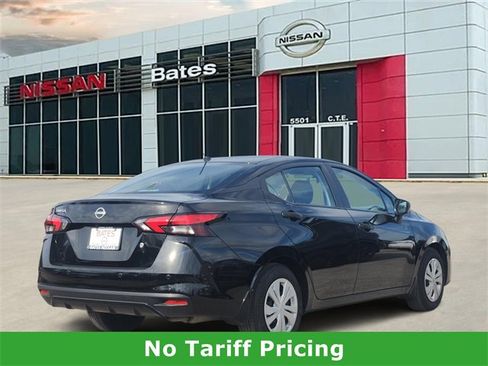 Certified 2025 Nissan Versa S w/ Trunk Package image 4