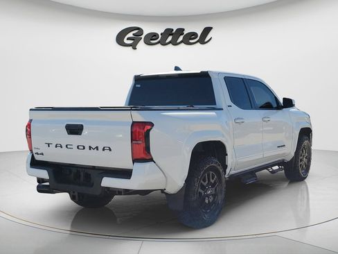 Certified 2024 Toyota Tacoma SR5 AWD/4WD image 4