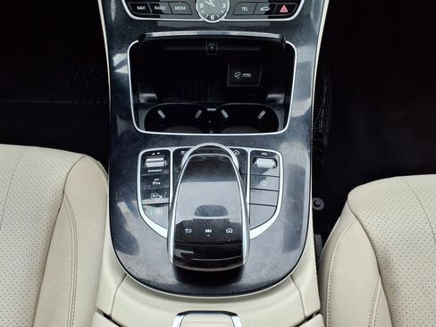 Used 2018 Mercedes-Benz E 300 image 31