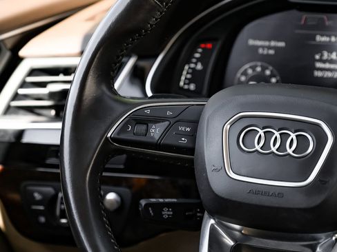 Used 2018 Audi Q7 3.0T Prestige image 20