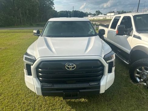 Used 2022 Toyota Tundra SR5 w/ Convenience Package RWD image 16