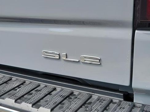 Used 2024 GMC Sierra 1500 SLE RWD image 28