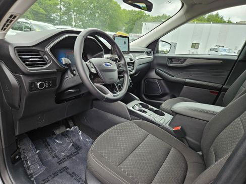 Used 2024 Ford Escape Active AWD/4WD image 12
