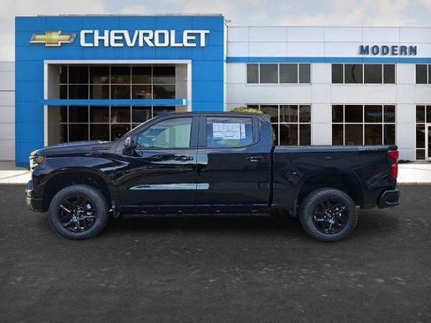 New 2026 Chevrolet Silverado 1500 LT Trail Boss w/ Convenience Package II AWD/4WD image 2