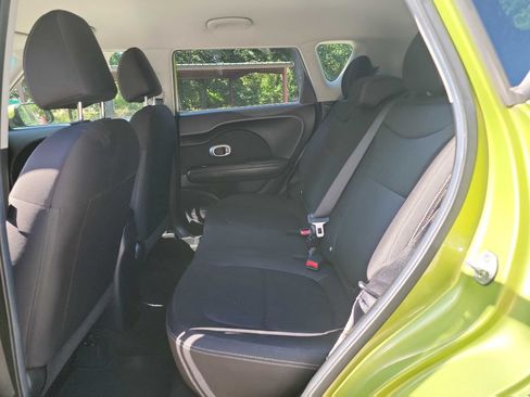 Used 2017 Kia Soul FWD image 25
