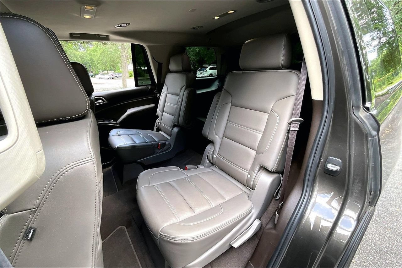 Used 2020 GMC Yukon Denali RWD image 19