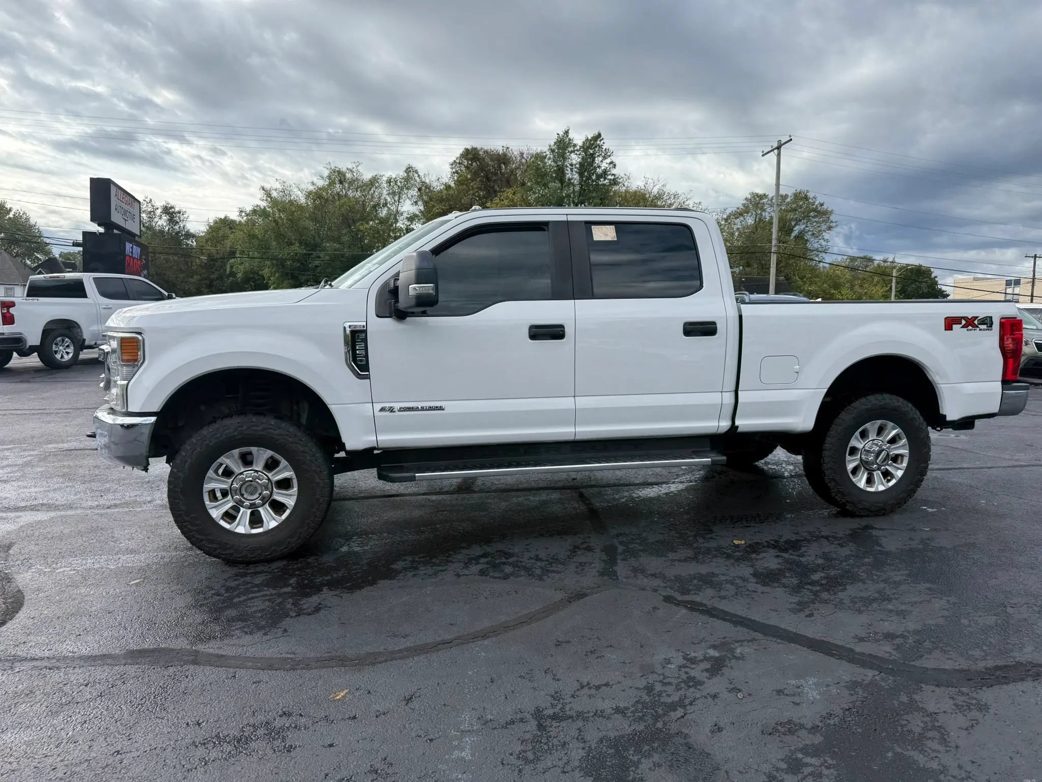 Used 2020 Ford F250 XL w/ STX Appearance Package AWD/4WD image 4