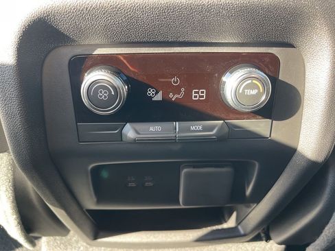 New 2026 GMC Acadia Elevation FWD image 13