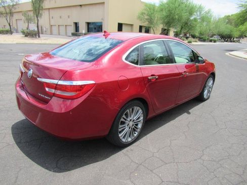 Used 2012 Buick Verano Leather FWD image 4