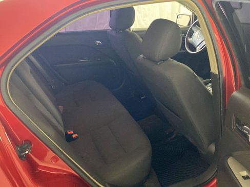 Used 2011 Ford Fusion SEL FWD image 24