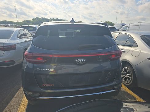 Used 2021 Kia Sportage LX FWD image 8