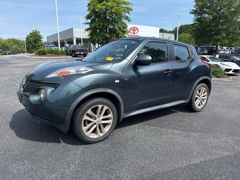Used 2014 Nissan Juke S FWD image 2