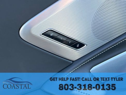 Used 2022 Chevrolet Corvette Stingray w/ Z51 Performance Package image 8