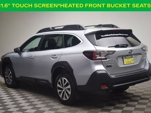 Used 2025 Subaru Outback Premium AWD/4WD image 6