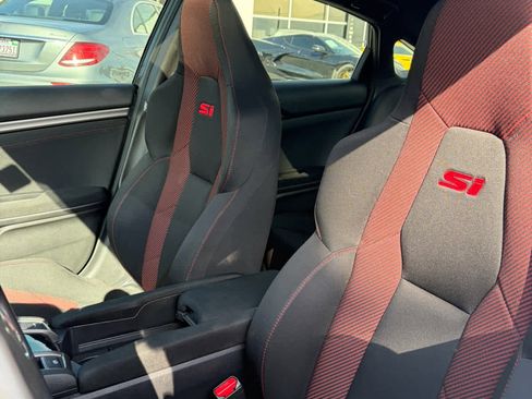 Used 2020 Honda Civic Si image 8