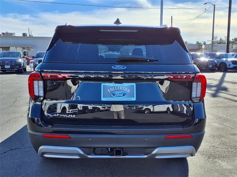 New 2026 Ford Explorer Platinum image 3
