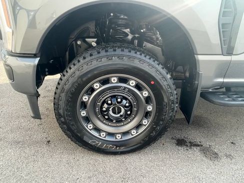 New 2027 Ford F350 XLT w/ XLT Premium Package AWD/4WD image 27