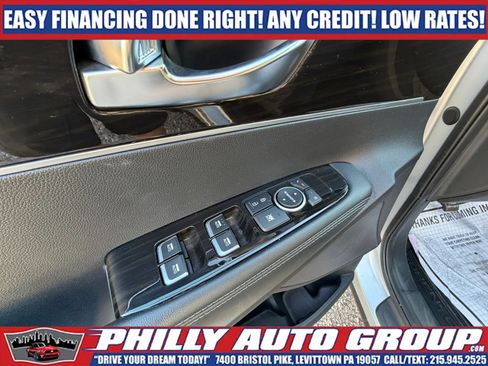 Used 2019 Kia Sorento FWD image 29