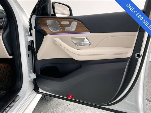 Used 2025 Mercedes-Benz GLE 580 GLE 580 image 26