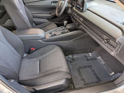 Certified 2023 Honda Accord EX image 19