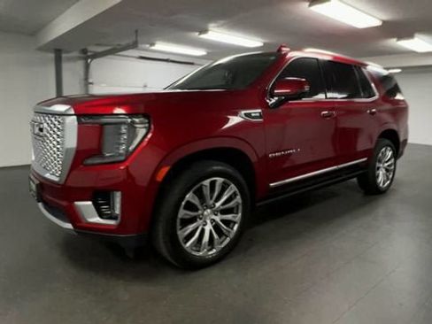 Certified 2023 GMC Yukon Denali w/ Denali Reserve Package AWD/4WD image 4