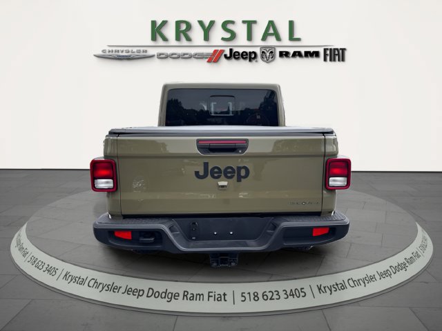 Used 2025 Jeep Gladiator Sport AWD/4WD image 5