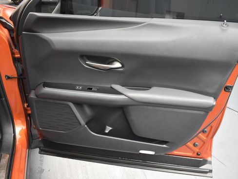 Used 2019 Lexus UX 250h F Sport w/ F Sport Premium Package AWD/4WD image 5
