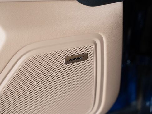 Certified 2026 Porsche Macan AWD/4WD image 21