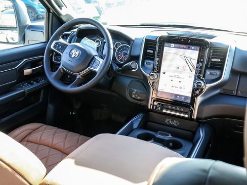 New 2025 RAM 2500 Big Horn AWD/4WD image 60