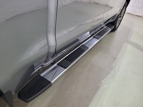 Used 2022 Chevrolet Silverado 1500 RST image 35