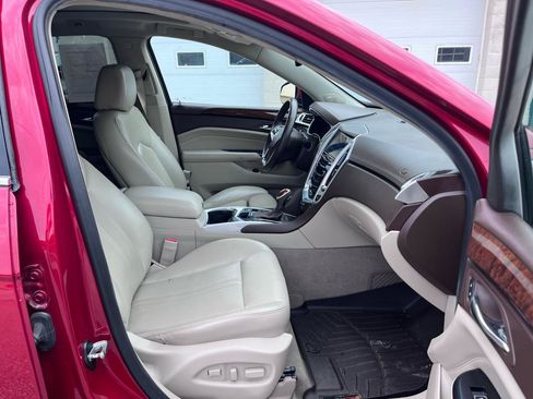 Used 2016 Cadillac SRX Luxury w/ Driver Awareness Package FWD image 17