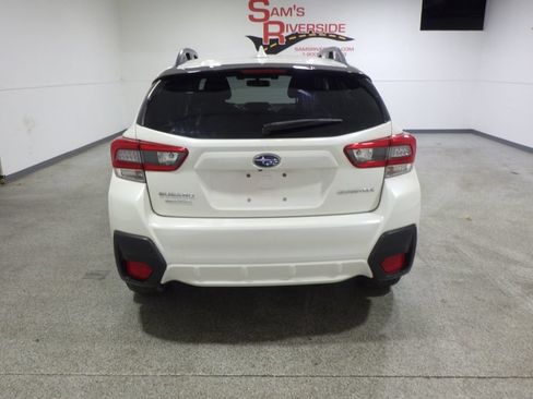 Used 2020 Subaru Crosstrek 2.0i Premium AWD/4WD image 3