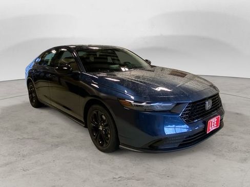 New 2025 Honda Accord SE image 7