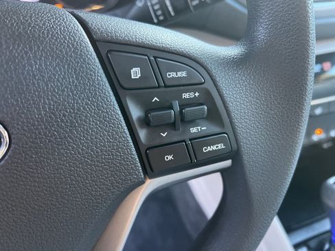 Used 2018 Hyundai Tucson SEL image 16