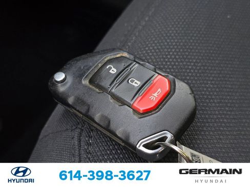 Used 2020 Jeep Gladiator Sport w/ Quick Order Package 24S AWD/4WD image 34