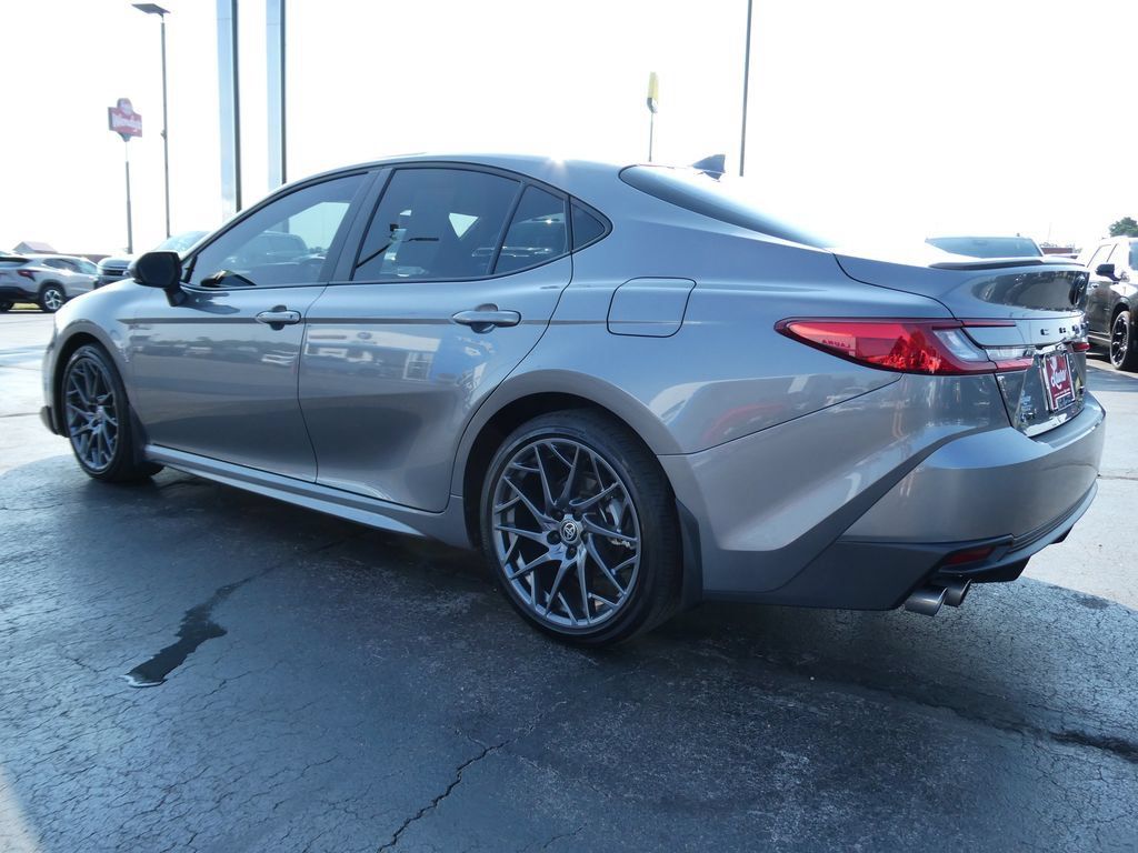 Used 2026 Toyota Camry SE w/ Multimedia Upgrade Package FWD image 8