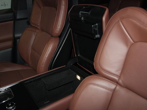 New 2026 Lincoln Aviator Reserve image 21