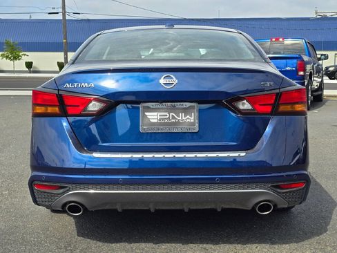 Used 2020 Nissan Altima 2.5 SR FWD image 7