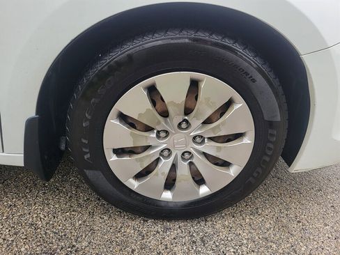 Used 2010 Honda Accord LX image 30
