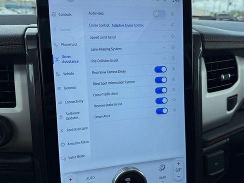 Used 2023 Ford Expedition Timberline image 24