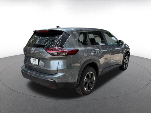 Used 2025 Nissan Rogue SV AWD/4WD image 7