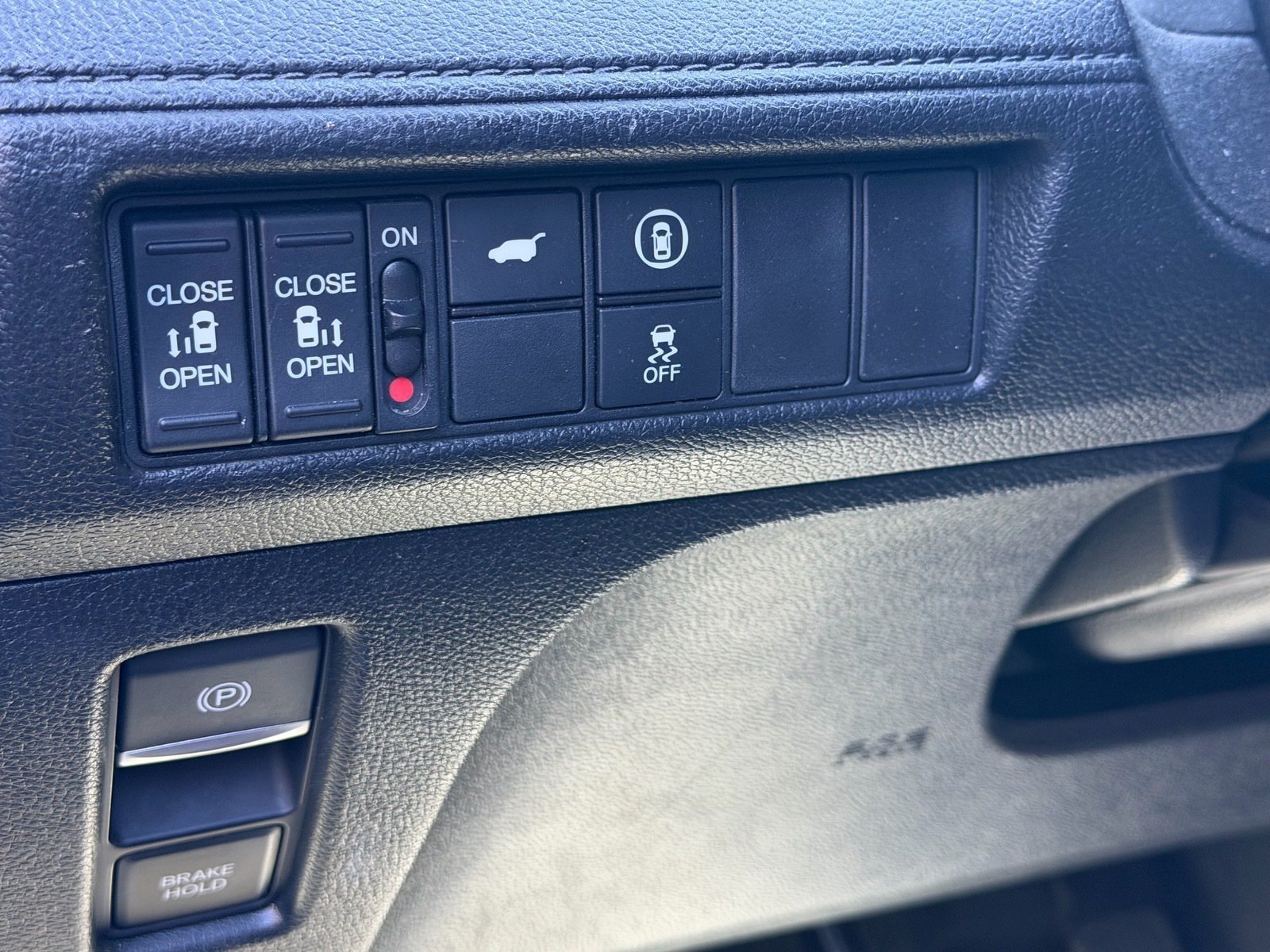 Used 2024 Honda Odyssey Sport image 13