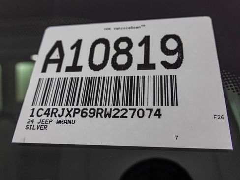 Used 2024 Jeep Wrangler Unlimited Sahara AWD/4WD image 49