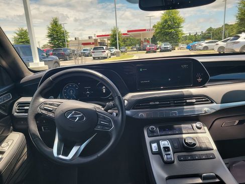 Used 2022 Hyundai Palisade Calligraphy FWD image 26