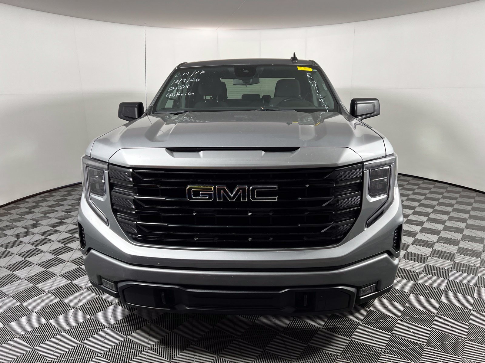 Used 2024 GMC Sierra 1500 Elevation w/ LPO, Elevation Black Package AWD/4WD image 2