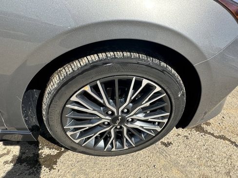 Certified 2023 Kia Forte GT-Line w/ GT-Line Technology Package image 20