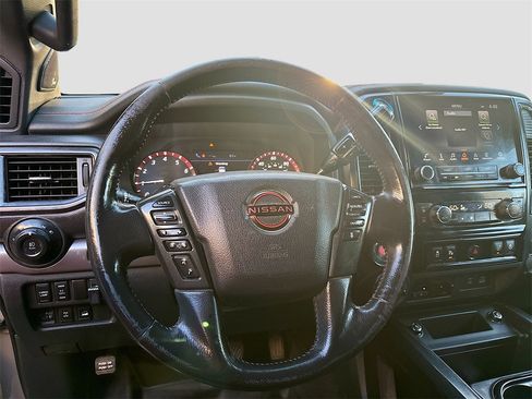 Used 2023 Nissan Titan PRO-4X w/ Pro-4x Convenience Package image 11